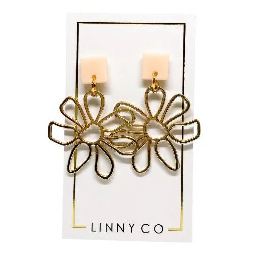 Daisy - Peach sold by Charming Charlie product image thumbnail 2