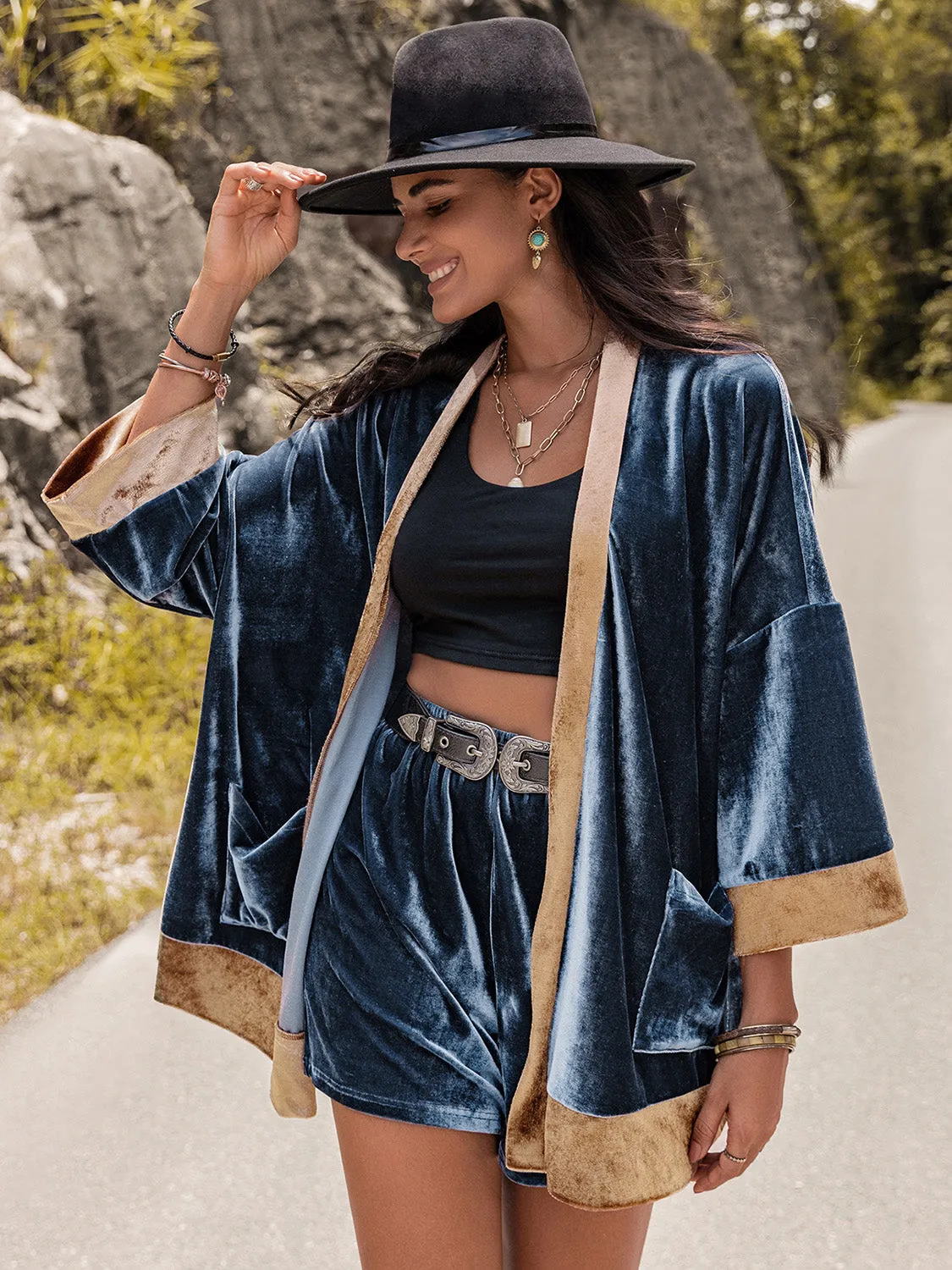 Contrast Open Front Top and Shorts Set sold by Charming Charlie product image thumbnail 3