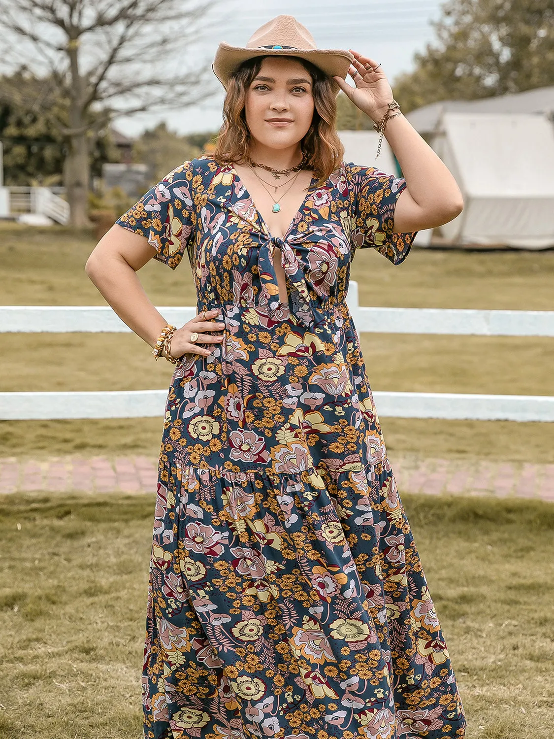 Plus Size Tied Printed Short Sleeve Midi Dress sold by Charming Charlie product image thumbnail 3