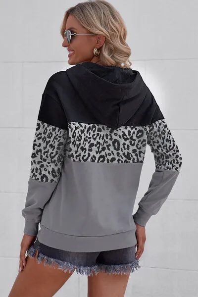 Color Block Dropped Shoulder Sweatshirt sold by Charming Charlie product image thumbnail 3