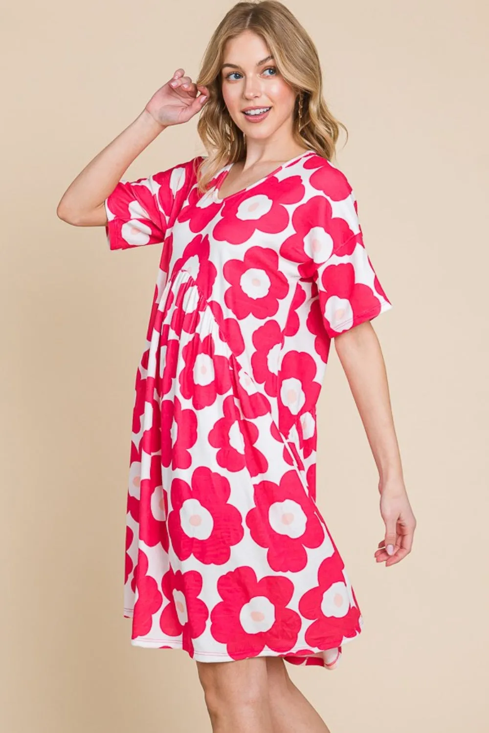 BOMBOM Flower Print Ruched Dress sold by Charming Charlie product image thumbnail 4