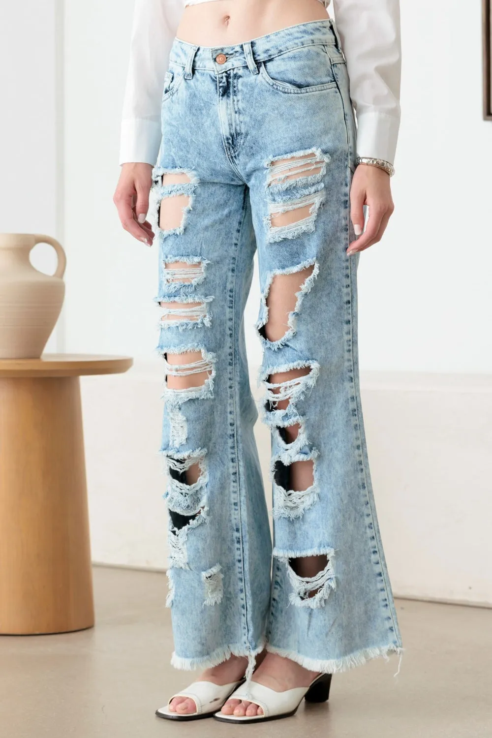 Litz La Distressed Frayed Hem Flare Jeans sold by Charming Charlie product image thumbnail 2