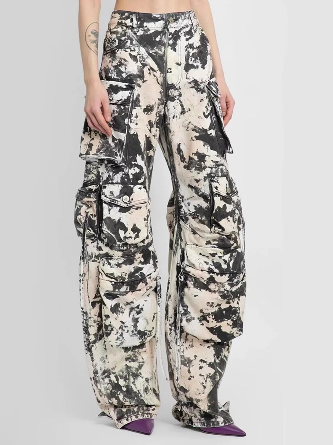 Pocketed High Waist Wide Leg Jeans sold by Charming Charlie product image thumbnail 3