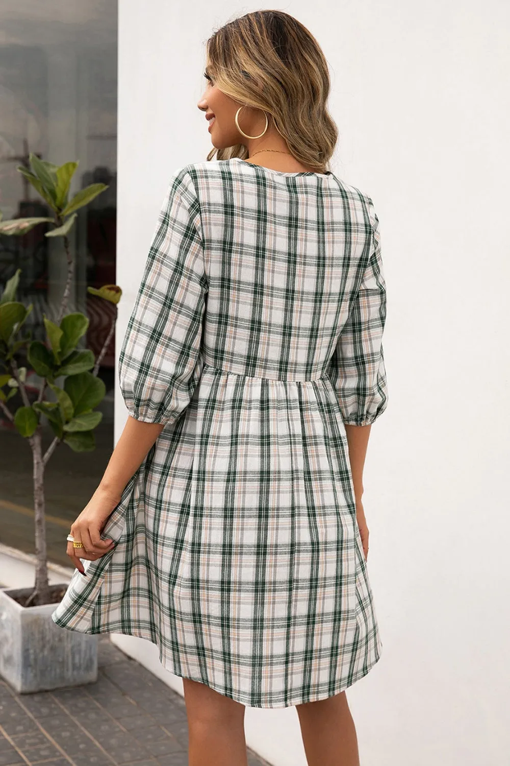 Plaid Round Neck Mini Dress sold by Charming Charlie product image thumbnail 2