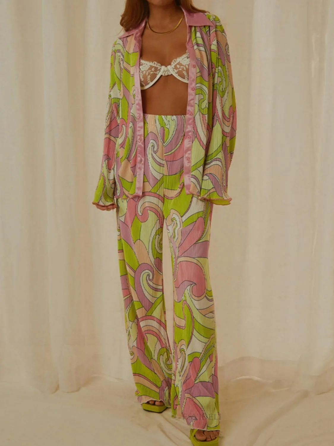 Printed Collared Neck Long Sleeve Top and Pants Lounge Set sold by Charming Charlie product image thumbnail 4