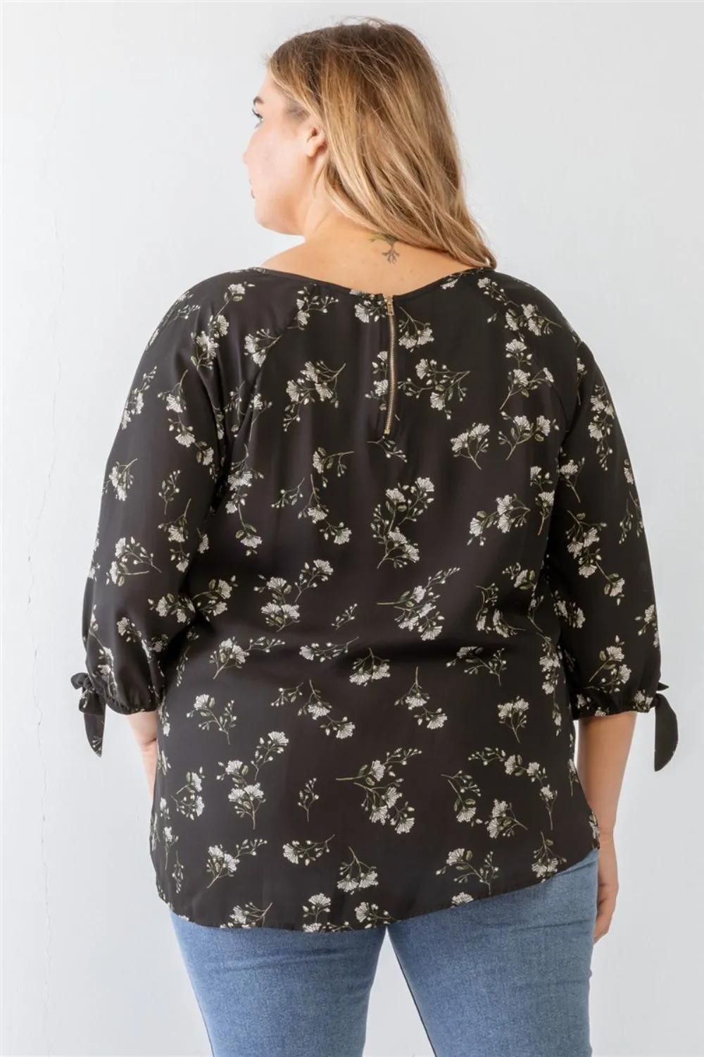 Zenobia Plus Size Floral Round Neck Blouse sold by Charming Charlie product image thumbnail 2