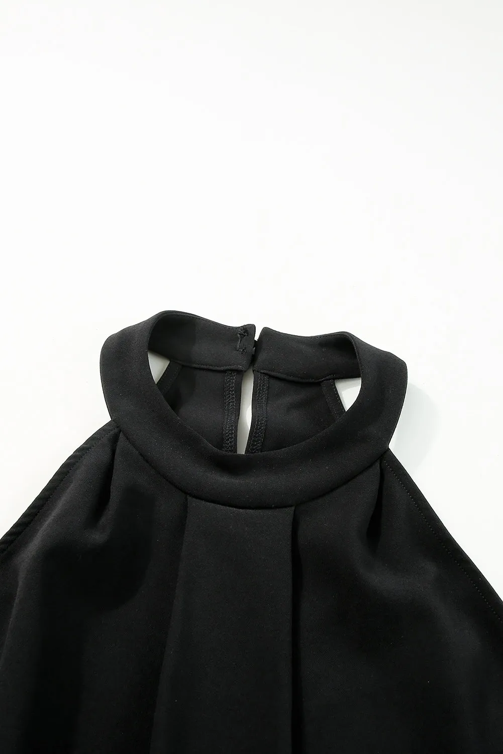 Keyhole Halter Neck Tank sold by Charming Charlie product image thumbnail 4