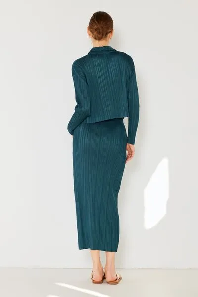 Marina West Swim Pleated Midi Pencil Skirt sold by Charming Charlie product image thumbnail 2