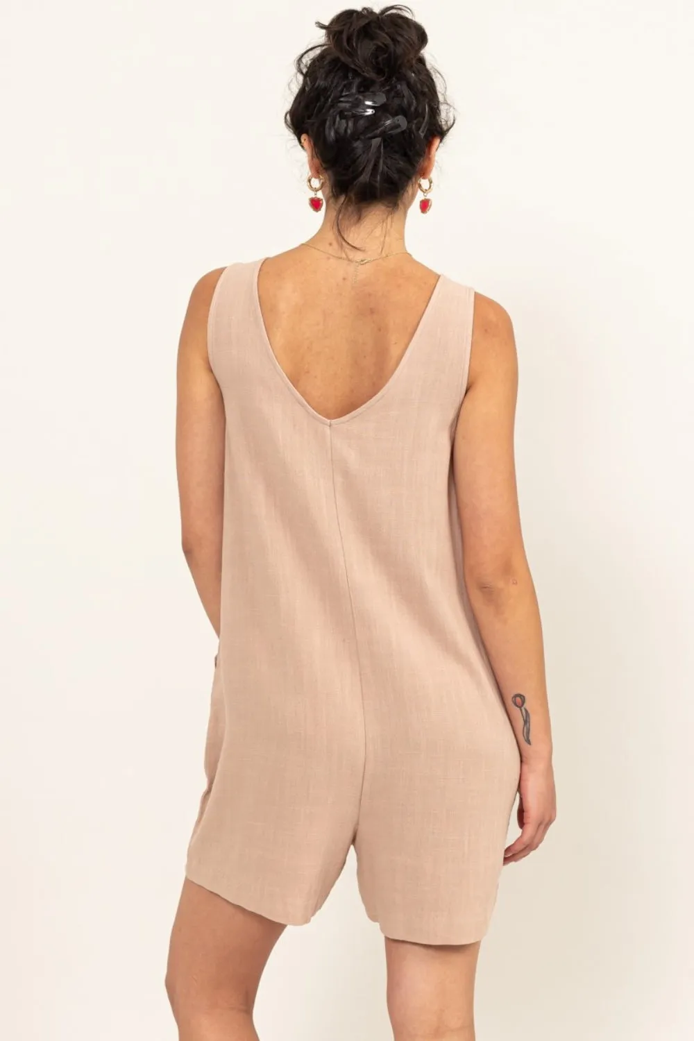 HYFVE V-Neck Sleeveless Romper with Pockets sold by Charming Charlie product image thumbnail 2