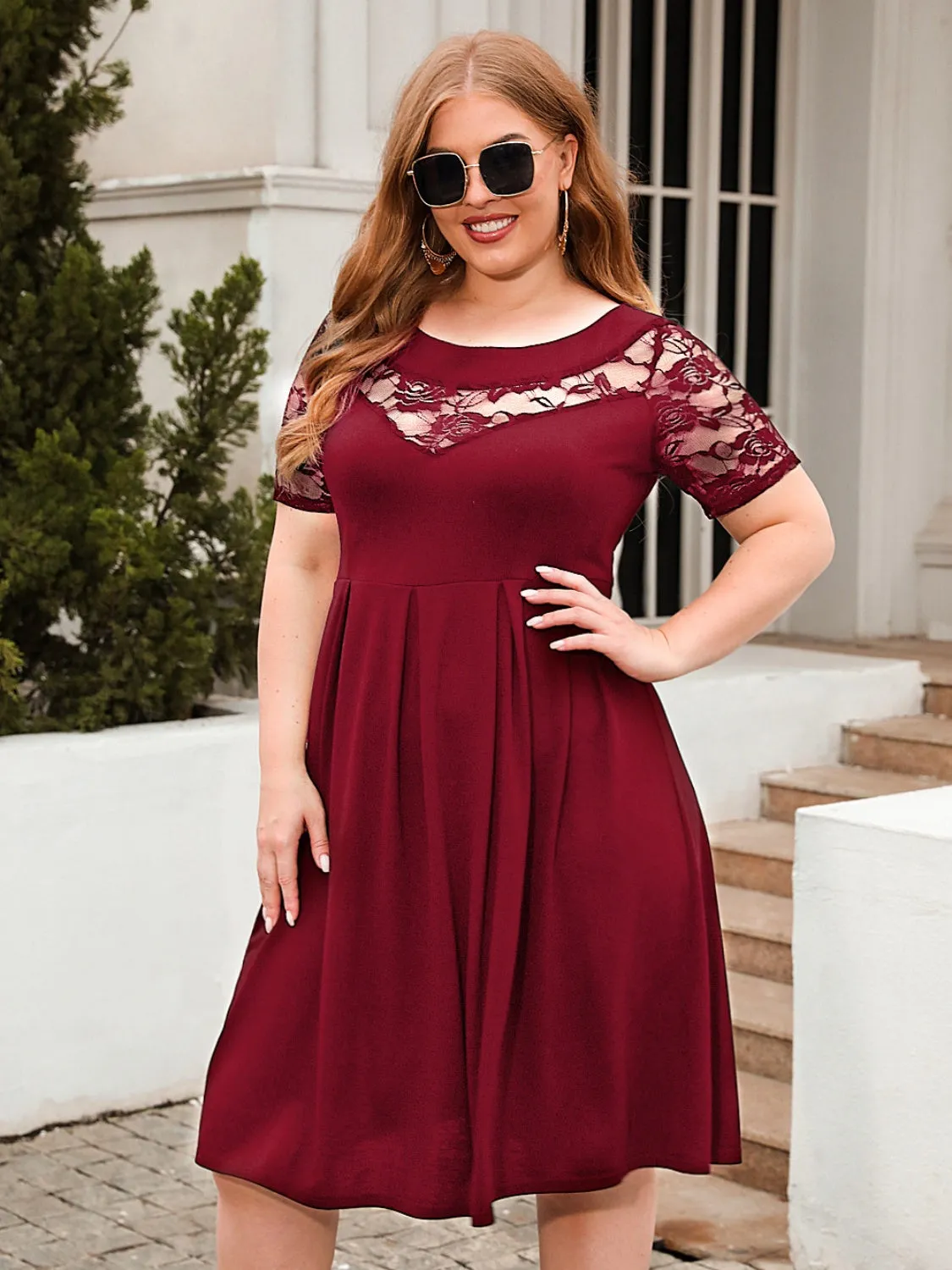 Plus Size Ruched Round Neck Short Sleeve Dress sold by Charming Charlie product image thumbnail 3