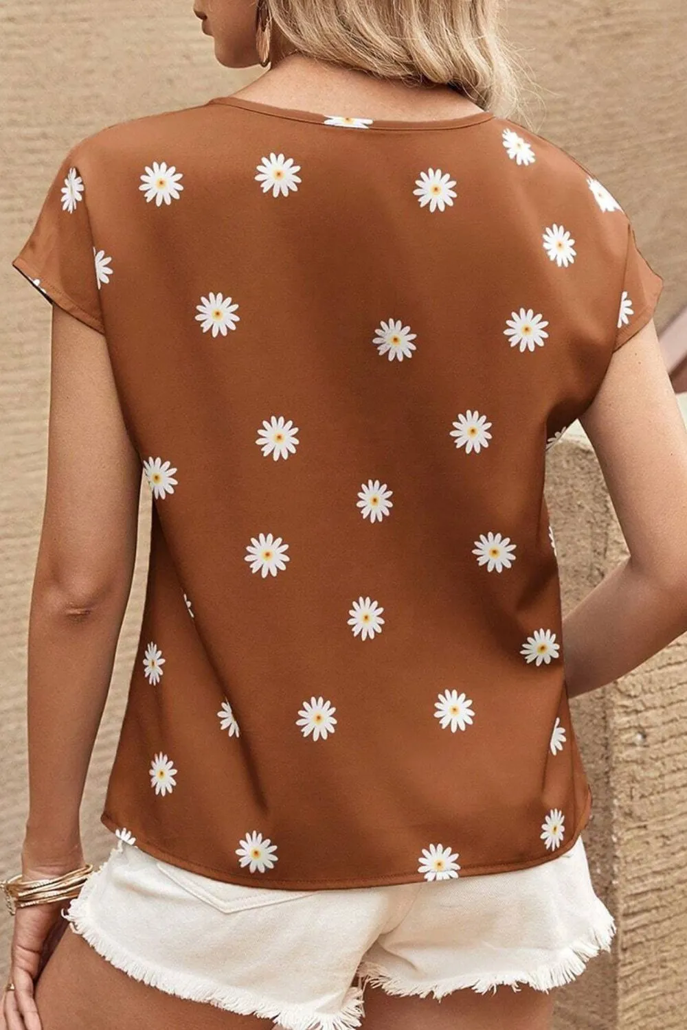 Daisy Printed Round Neck Short Sleeve Blouse sold by Charming Charlie product image thumbnail 3