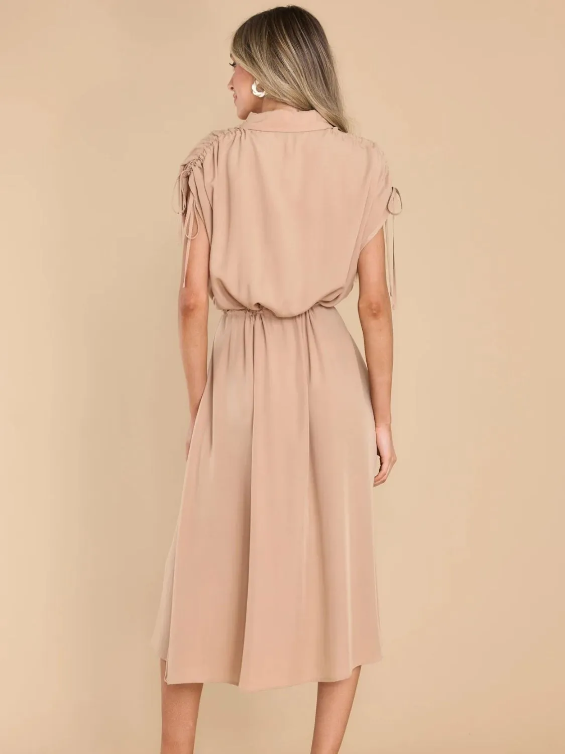 Drawstring Collared Neck Short Sleeve Midi Dress sold by Charming Charlie product image thumbnail 2