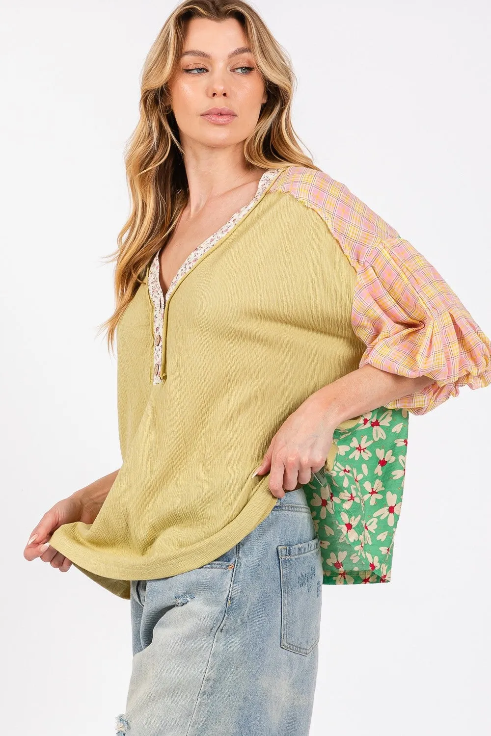 SAGE + FIG Color Block Bubble Sleeve Top sold by Charming Charlie product image thumbnail 3