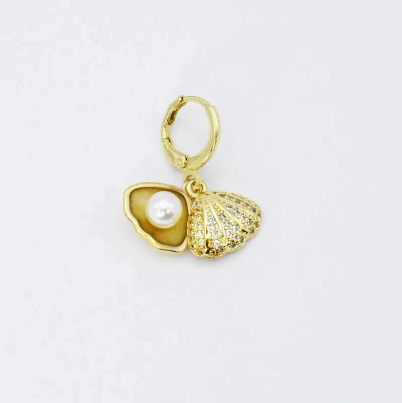 Seashell Charm CH-3 sold by Charming Charlie