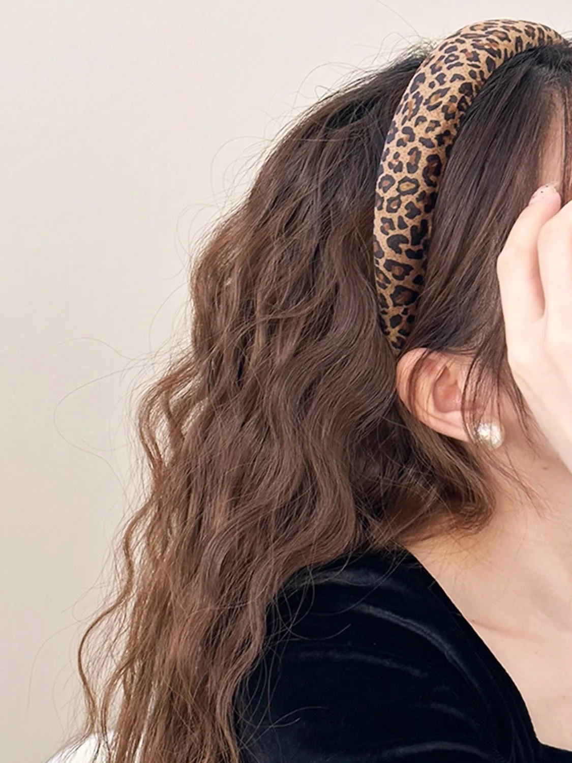 Leopard Polyester Wide Headband sold by Charming Charlie product image thumbnail 2