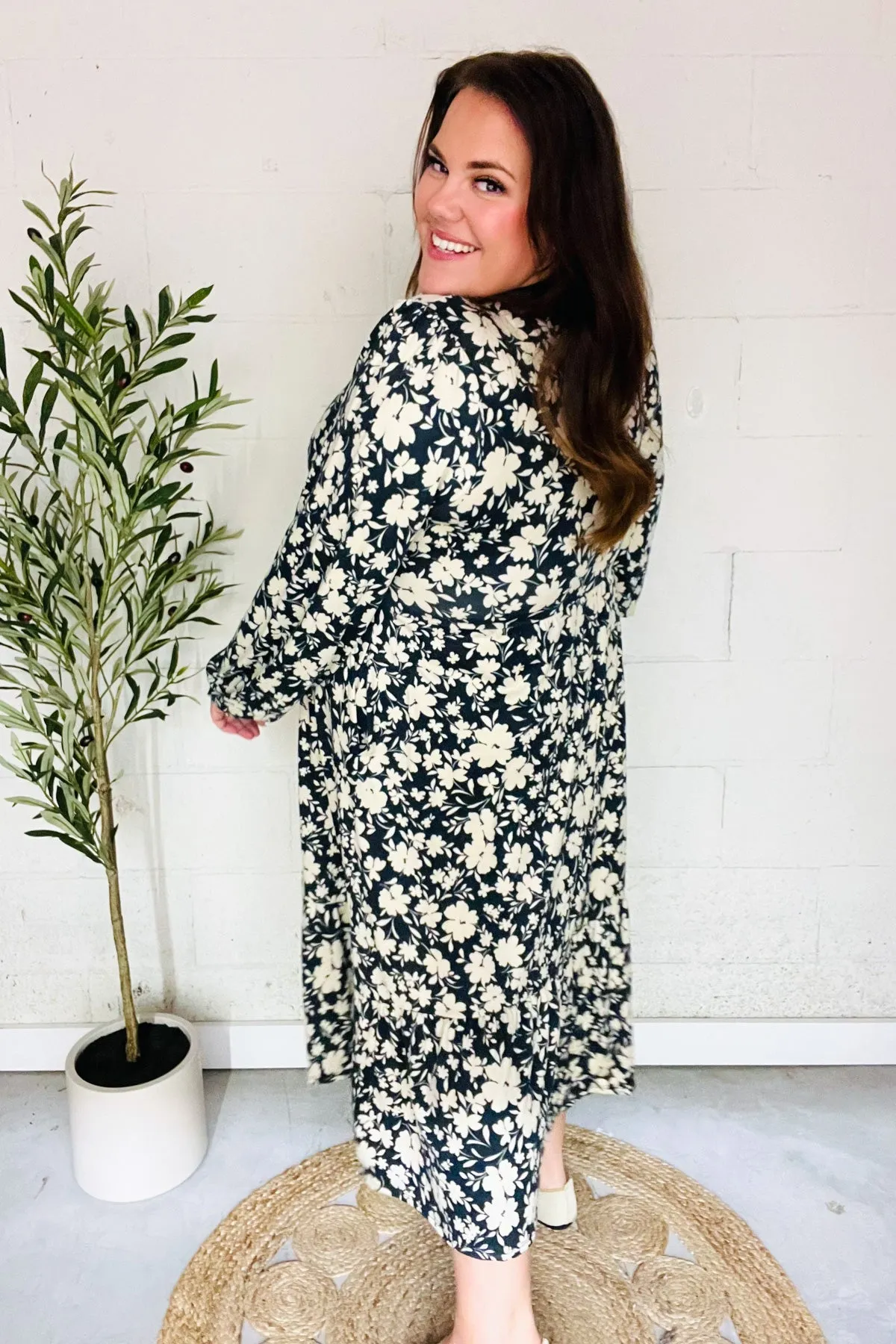 Autumn Vibes Charcoal Vintage Floral V Neck Ruffle Hem Midi Dress sold by Charming Charlie product image thumbnail 5