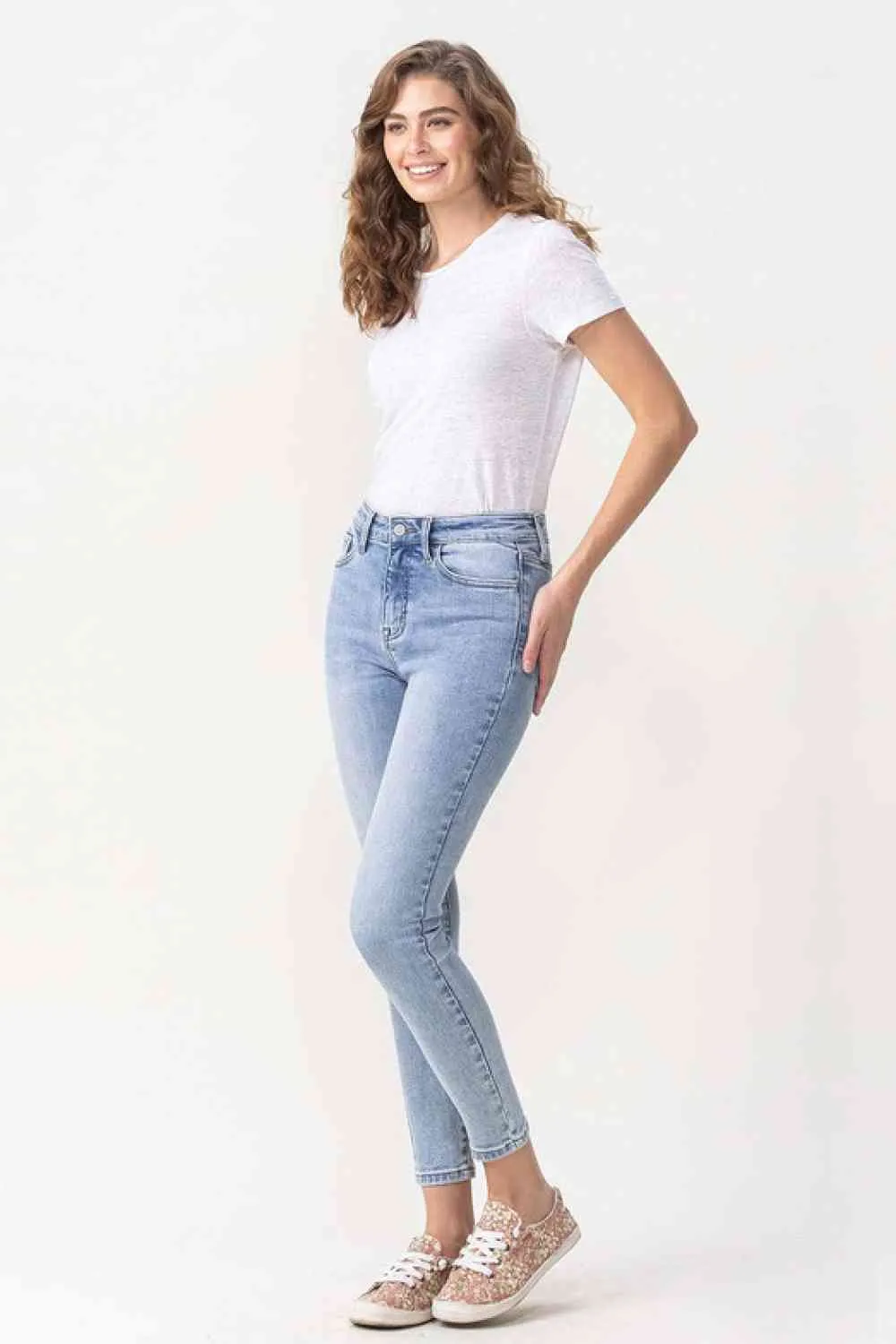 Lovervet Full Size Talia High Rise Crop Skinny Jeans sold by Charming Charlie product image thumbnail 3
