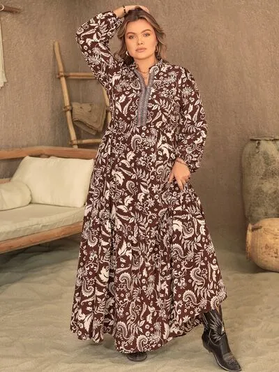 Plus Size Notched Balloon Sleeve Printed Maxi Dress sold by Charming Charlie product image thumbnail 3