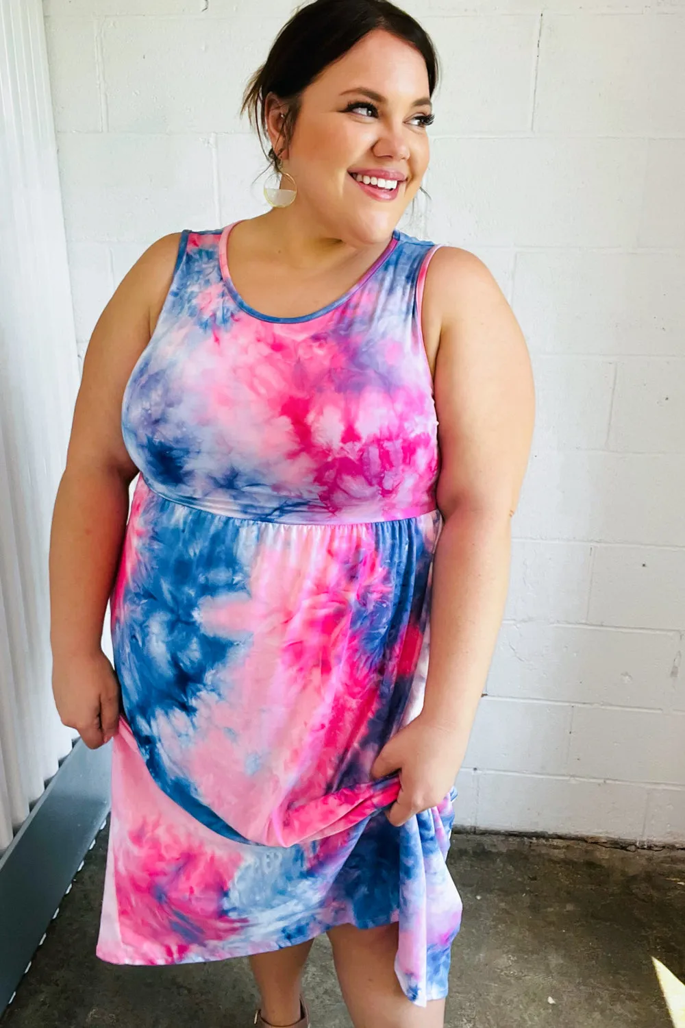 Pink & Blue Tie Dye Fit and Flare Sleeveless Maxi Dress sold by Charming Charlie product image thumbnail 4