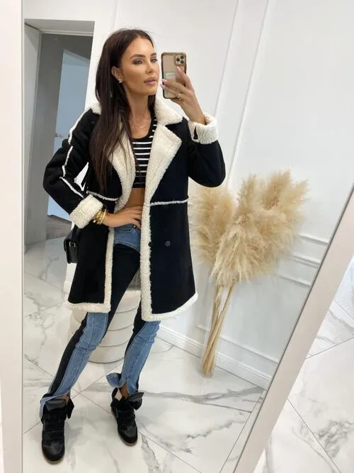 Lapel Collar Exposed Seam Buttoned Coat sold by Charming Charlie product image thumbnail 4