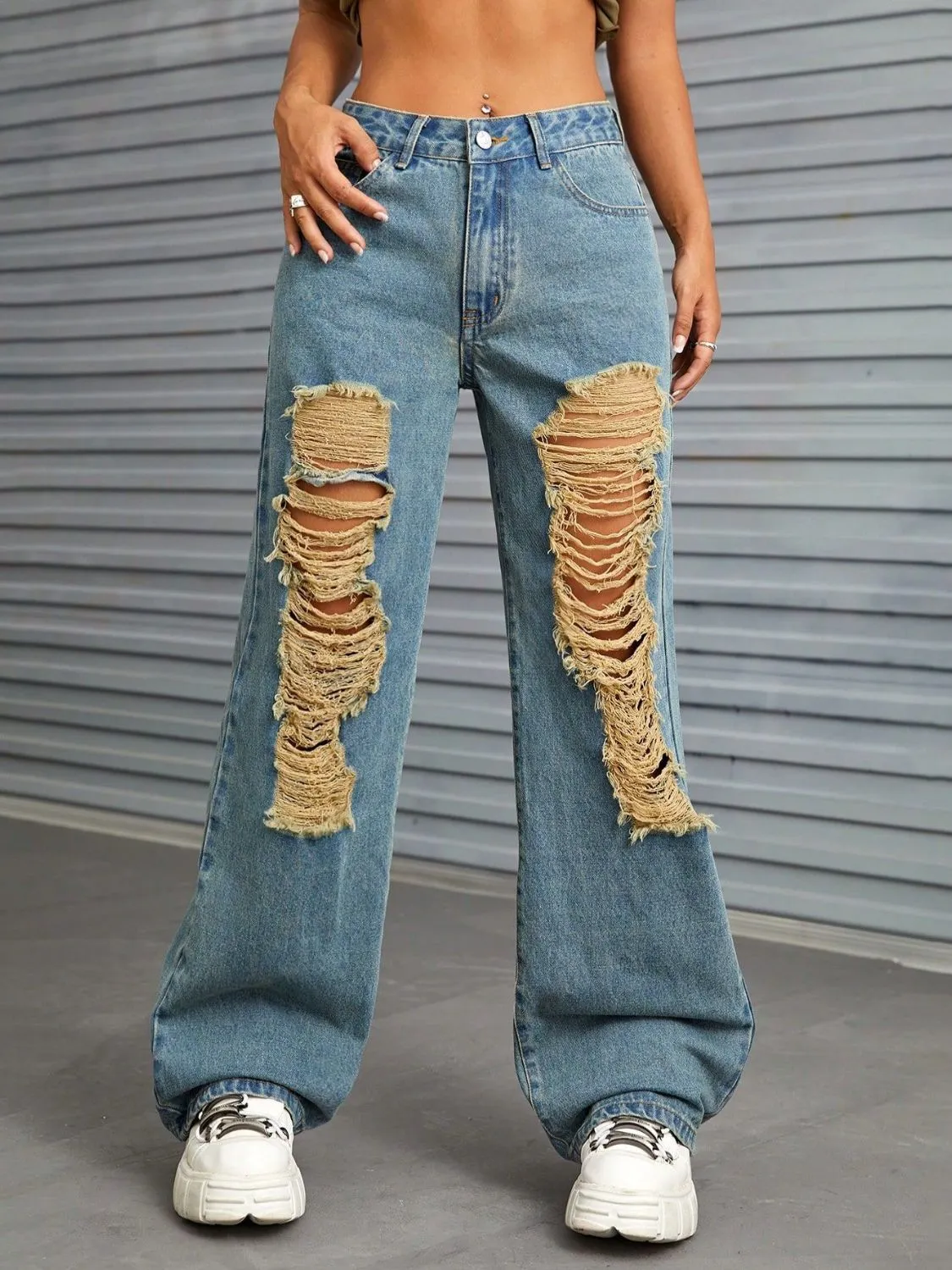 Distressed Wide Leg Jeans with Pockets sold by Charming Charlie