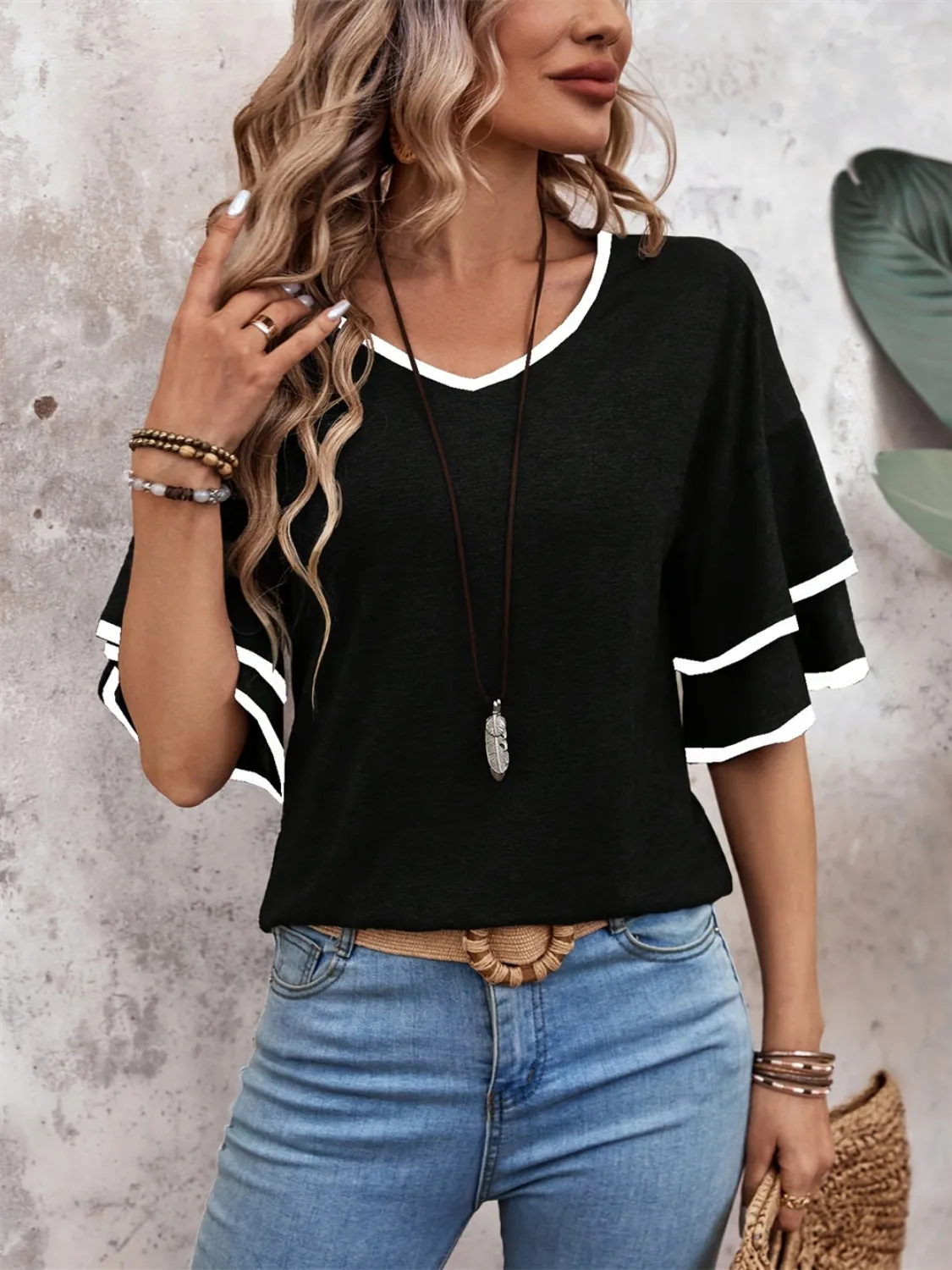 Contrast Trim V-Neck Half Sleeve Blouse sold by Charming Charlie product image thumbnail 4
