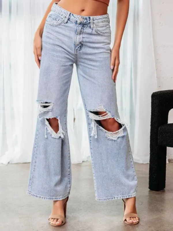 Distressed Wide Leg Jeans with Pockets sold by Charming Charlie