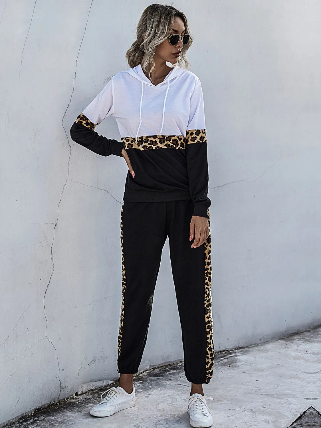 Perfee Contrast Long Sleeve Hooded Top and Joggers Set sold by Charming Charlie product image thumbnail 3