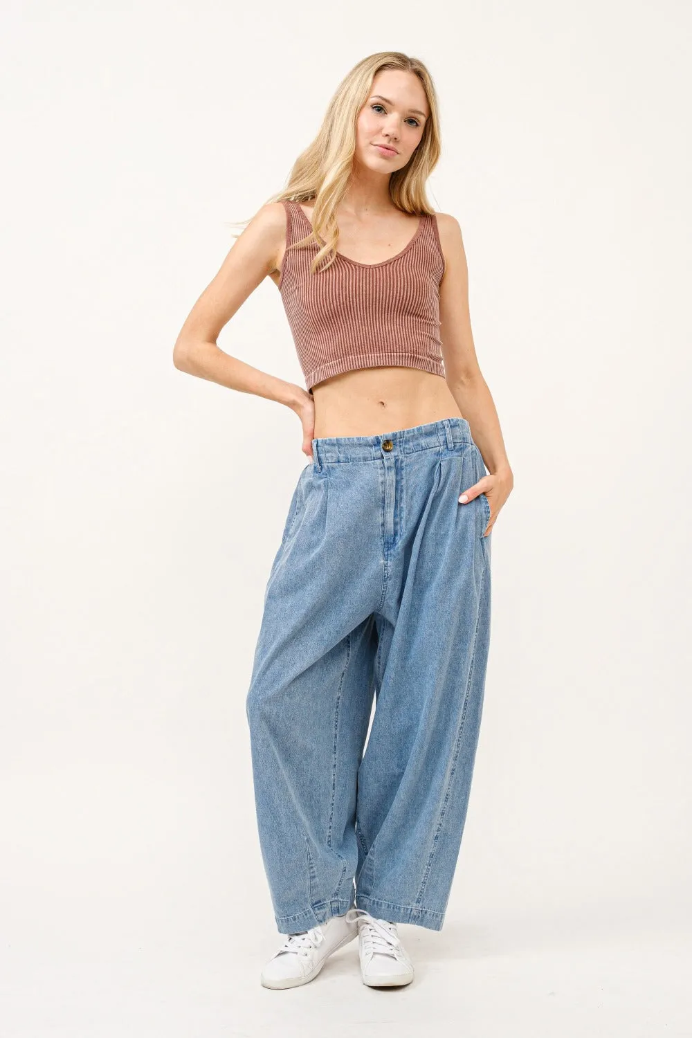And The Why Elastic Back Pleated Baggy Jeans sold by Charming Charlie product image thumbnail 4