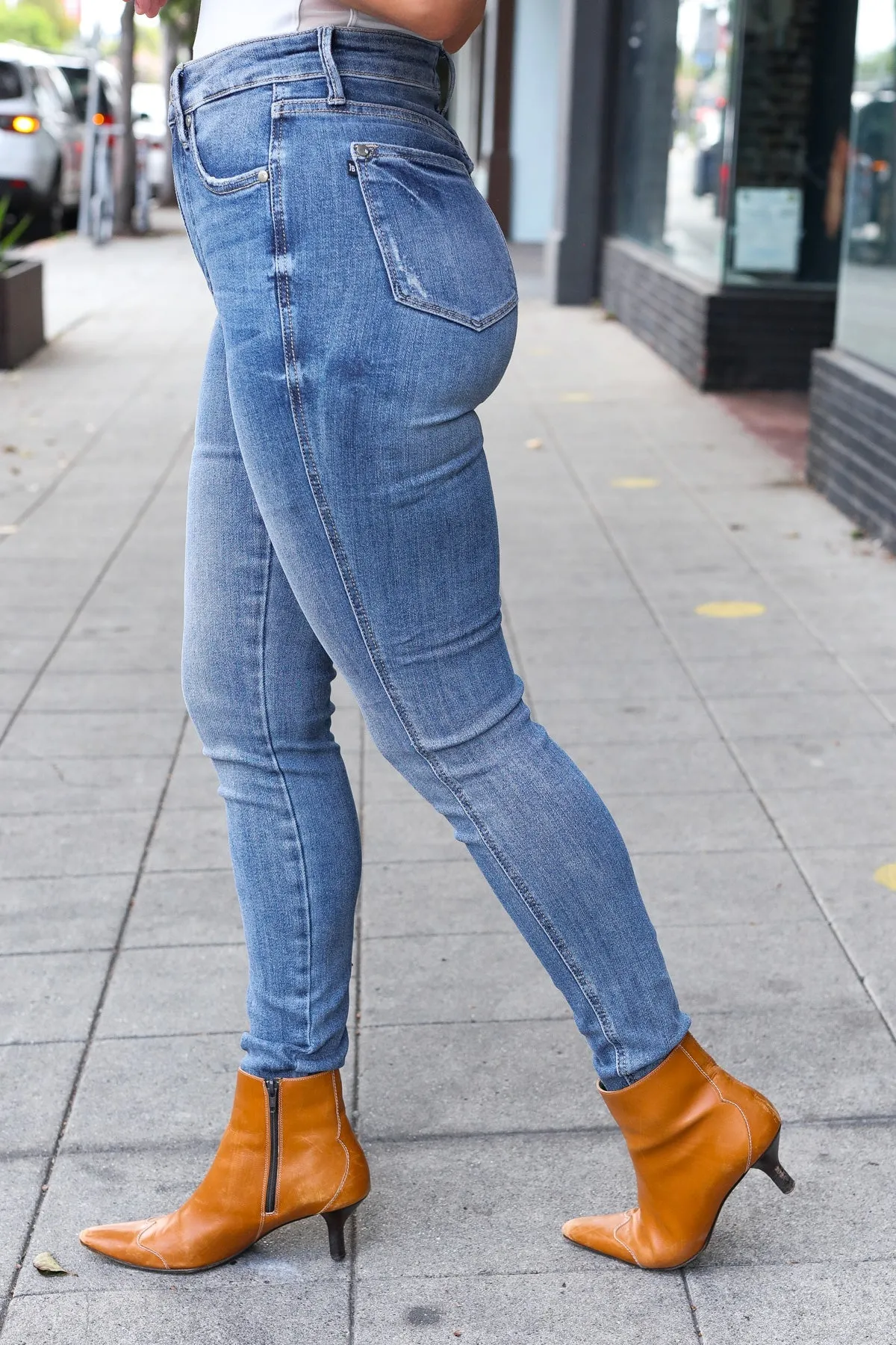 Judy Blue Medium Wash High Rise Skinny Jeans sold by Charming Charlie product image thumbnail 2