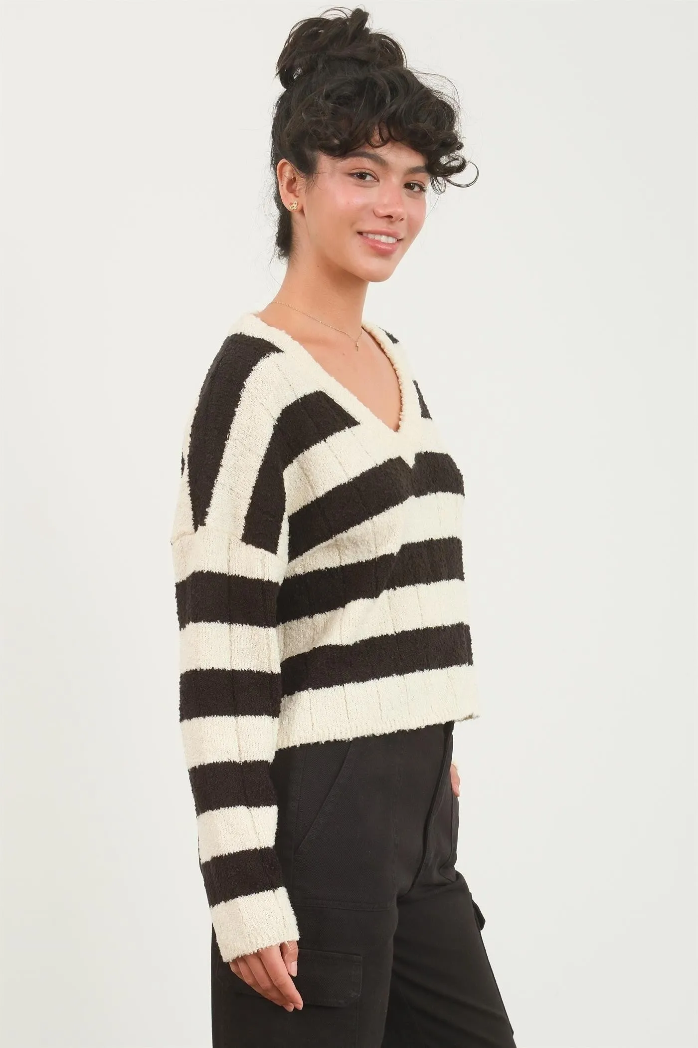 HYFVE Contrast Striped Cropped V-Neck Sweater sold by Charming Charlie product image thumbnail 2