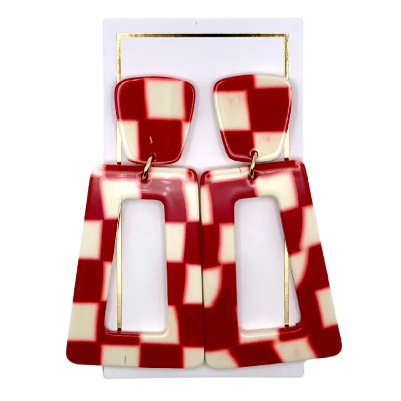 Kennedy - Red Checkered made by Charming Charlie