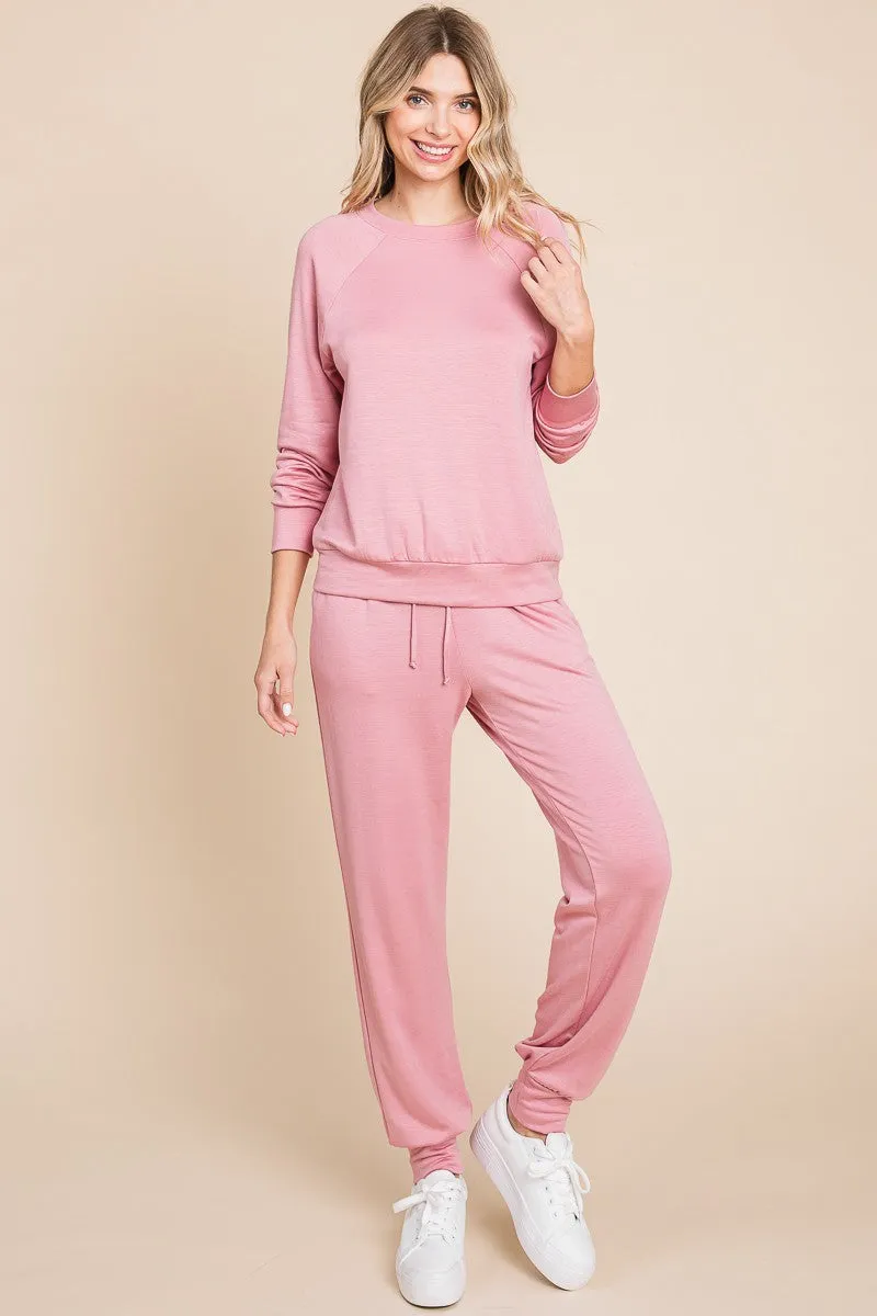 Super Lady Round Neck Raglan Sleeve Top and Drawstring Pants Lounge Set sold by Charming Charlie product image thumbnail 4