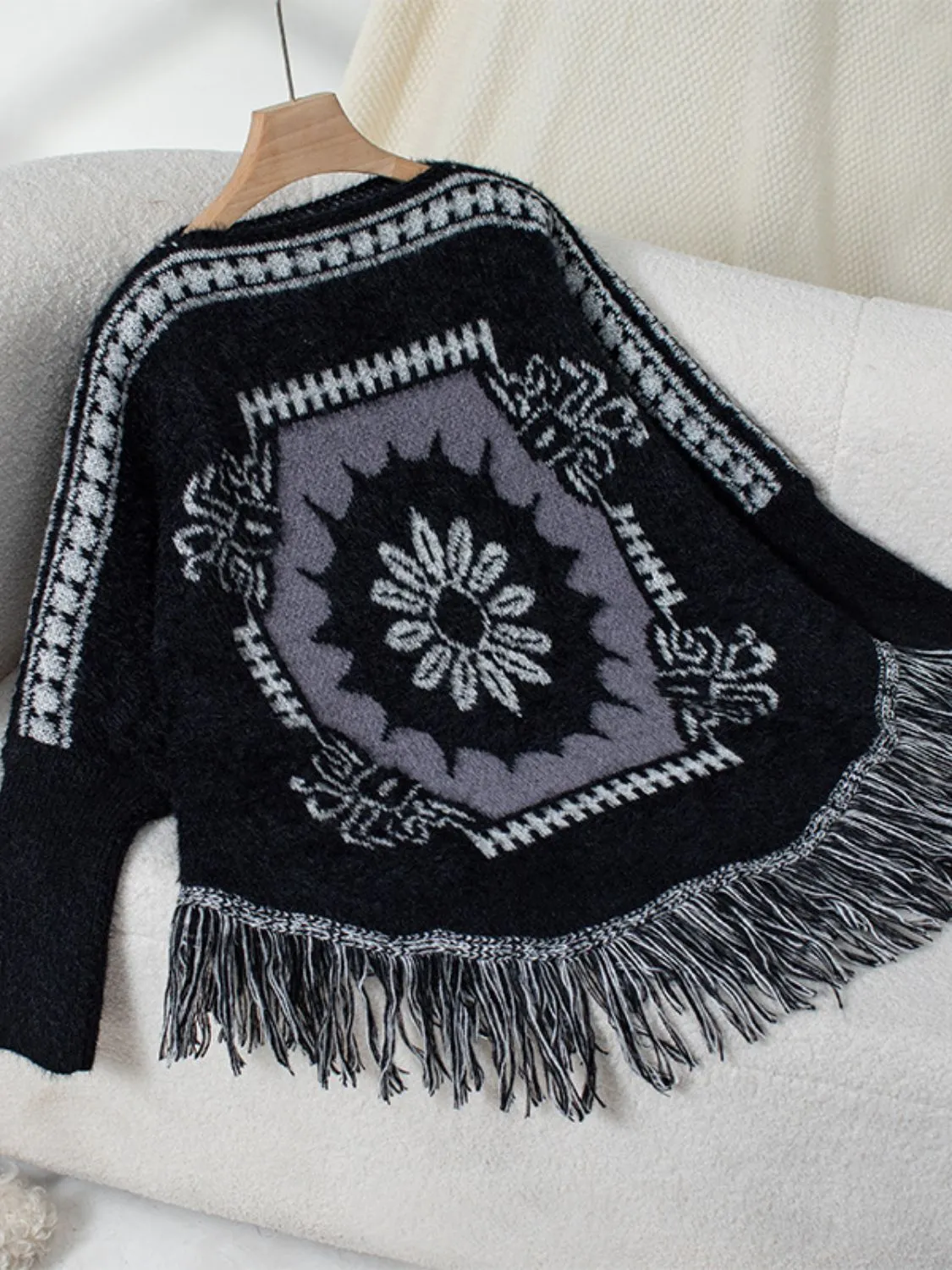 Fringe Geometric Long Sleeve Poncho sold by Charming Charlie product image thumbnail 5