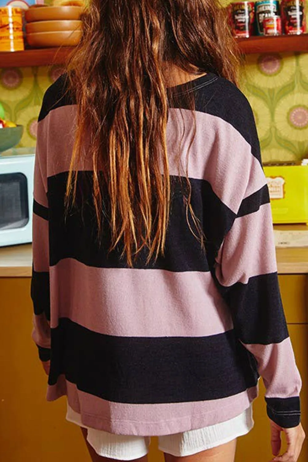 High-Low Color Block Round Neck Long Sleeve T-Shirt sold by Charming Charlie product image thumbnail 2