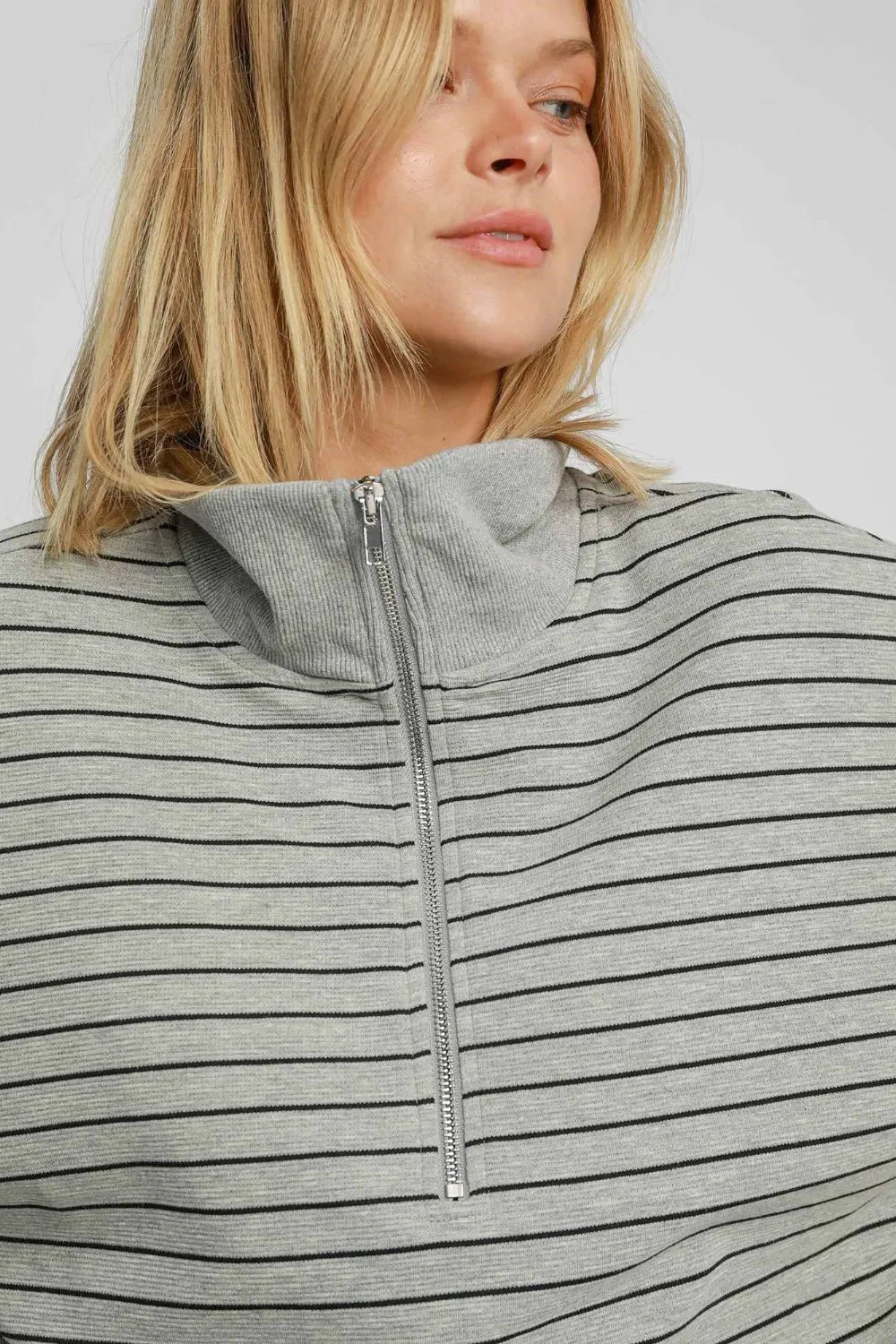 Umgee Striped Half Zip Short Sleeve Sweatshirt sold by Charming Charlie product image thumbnail 5