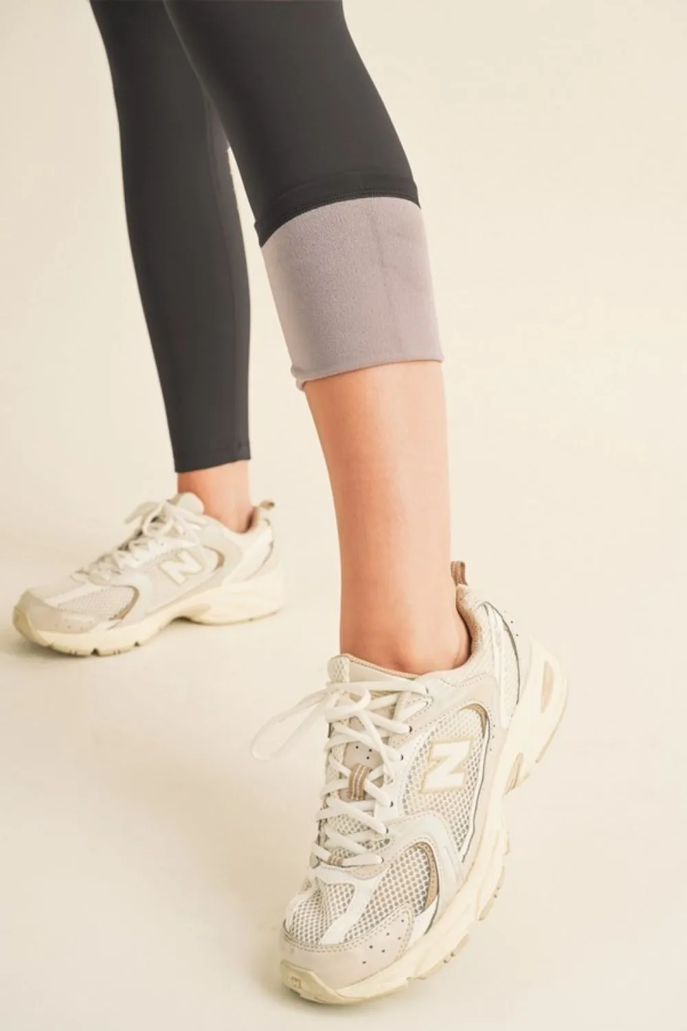 Yelete Full Size Fleece Lined High Waisted Leggings sold by Charming Charlie product image thumbnail 5