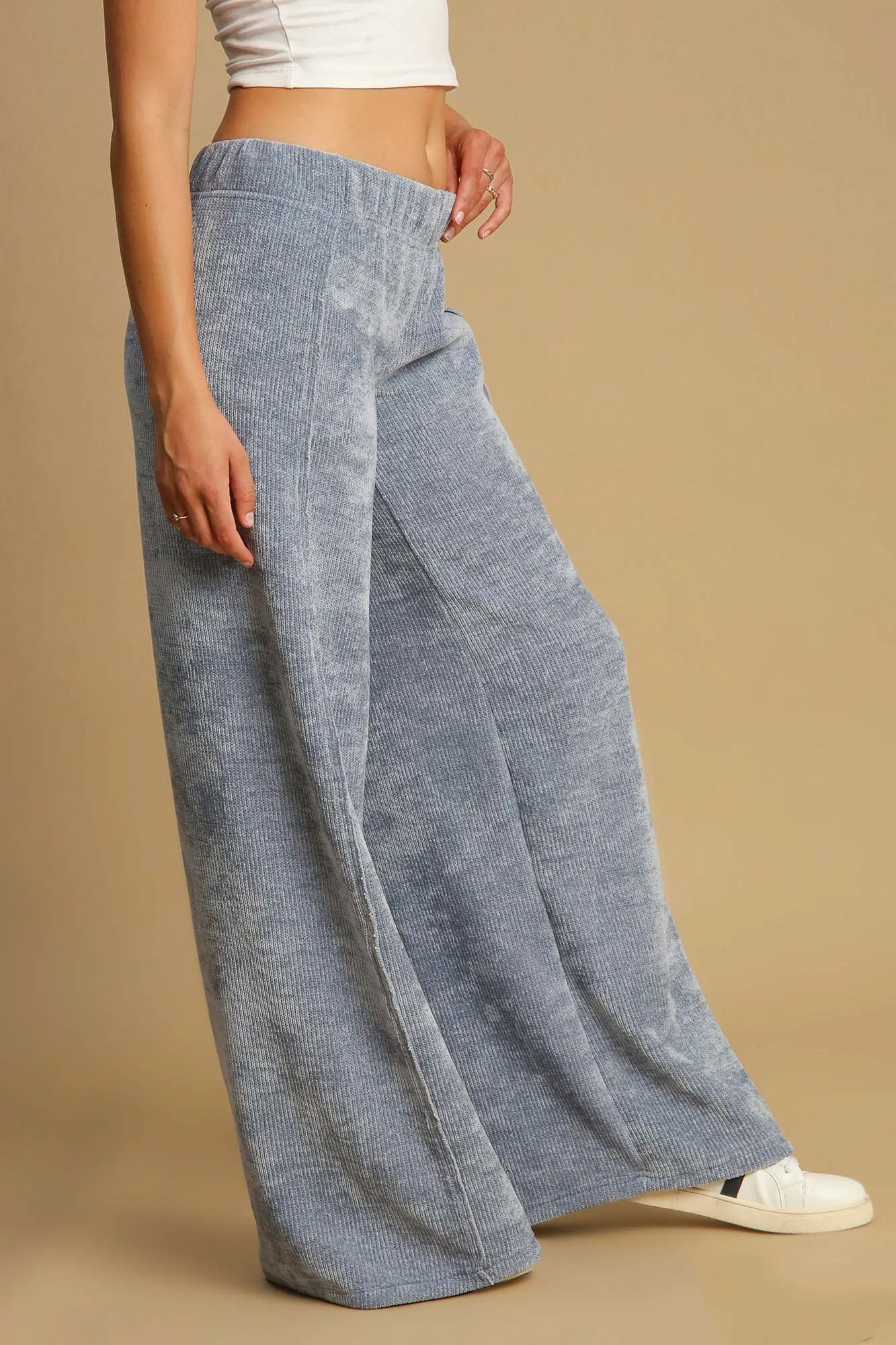 Umgee Elastic Waist Wide Leg Pants sold by Charming Charlie product image thumbnail 3