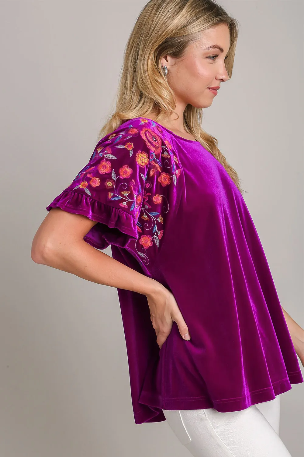 Umgee Full Size Velvet Embroidery Short Sleeve Blouse sold by Charming Charlie product image thumbnail 3