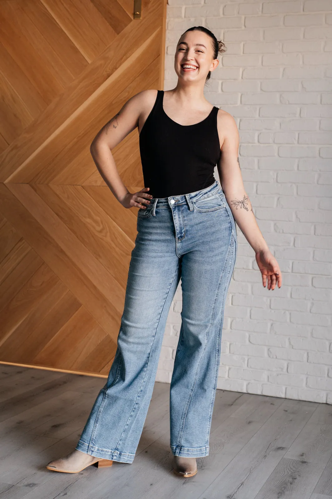 Melia High Rise Side Seam Detail Wide Leg Jeans sold by Charming Charlie product image thumbnail 2