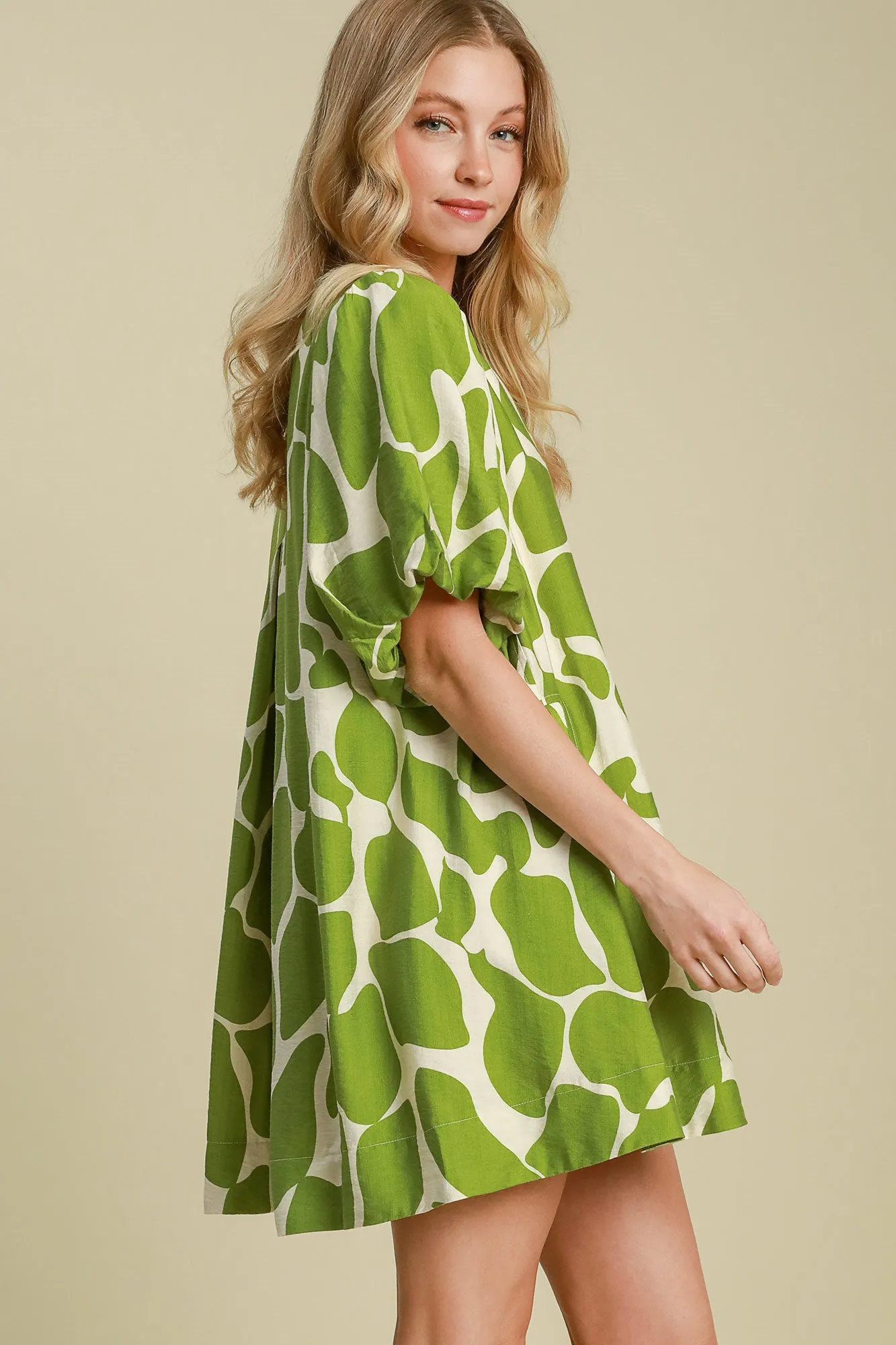 Umgee Two Tone Abstract Print Puff Sleeve Dress sold by Charming Charlie product image thumbnail 3