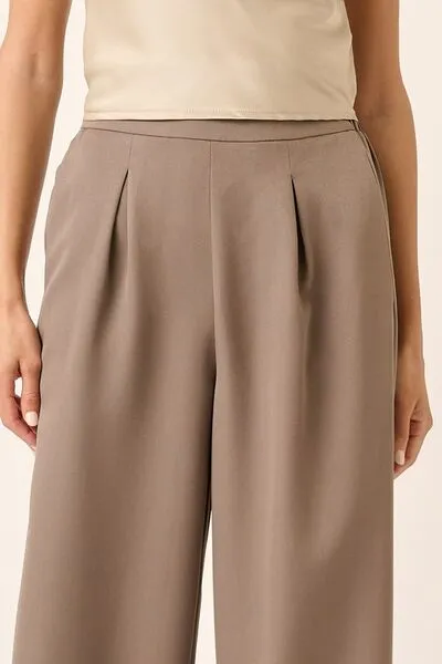 Mittoshop Inverted Pleat Detail Wide Leg Pants sold by Charming Charlie product image thumbnail 5