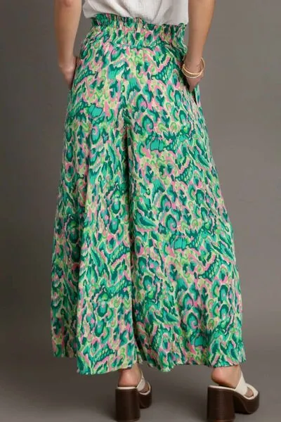 Umgee Full Size Mixed Print High Waist Wide Leg Pants Plus Size sold by Charming Charlie product image thumbnail 4