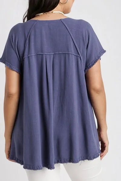 Umgee Full Size Seam Detail Linen Ruffle Fringe Edge Top Plus Size sold by Charming Charlie product image thumbnail 3