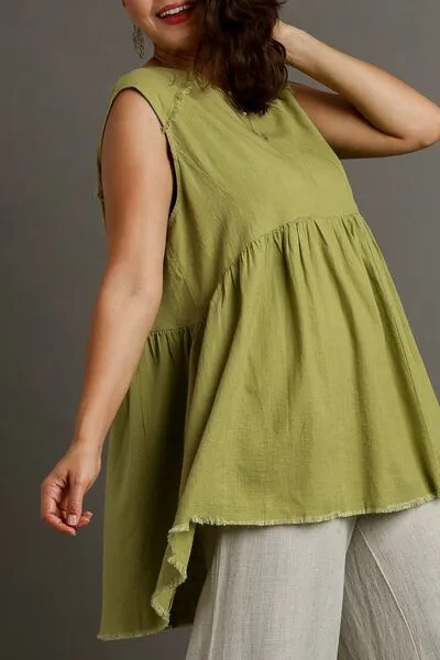 Umgee Full Size Raw Hem Linen Round Neck Sleeveless Top Plus Size sold by Charming Charlie product image thumbnail 5