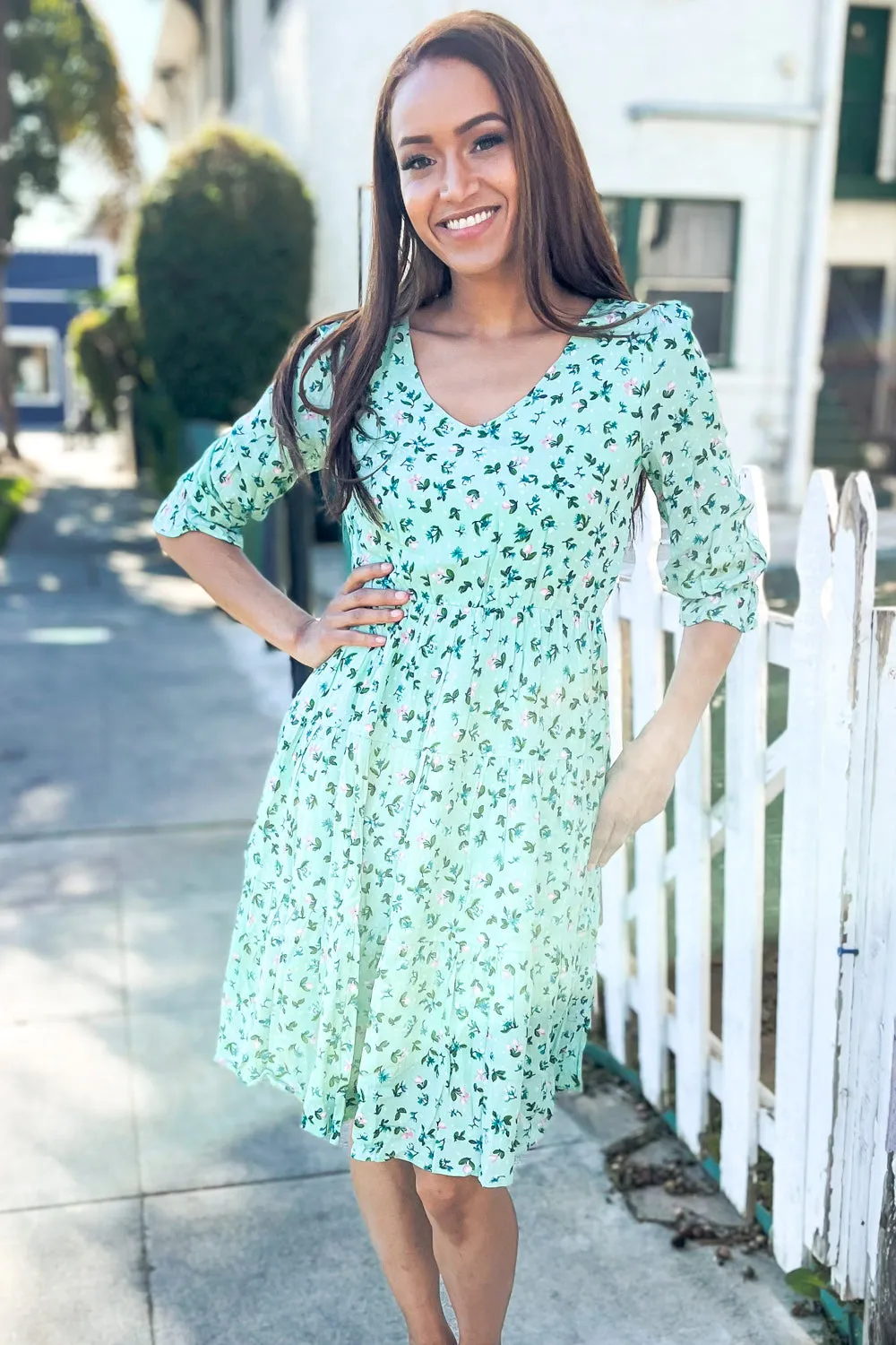 Feeling Femme Sage Ditzy Floral V Neck Tiered Lined Dress sold by Charming Charlie product image thumbnail 4