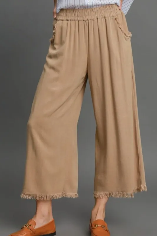 Umgee Full Size Linen Blend Elastic Waistband Wide Leg Pants Plus Size sold by Charming Charlie