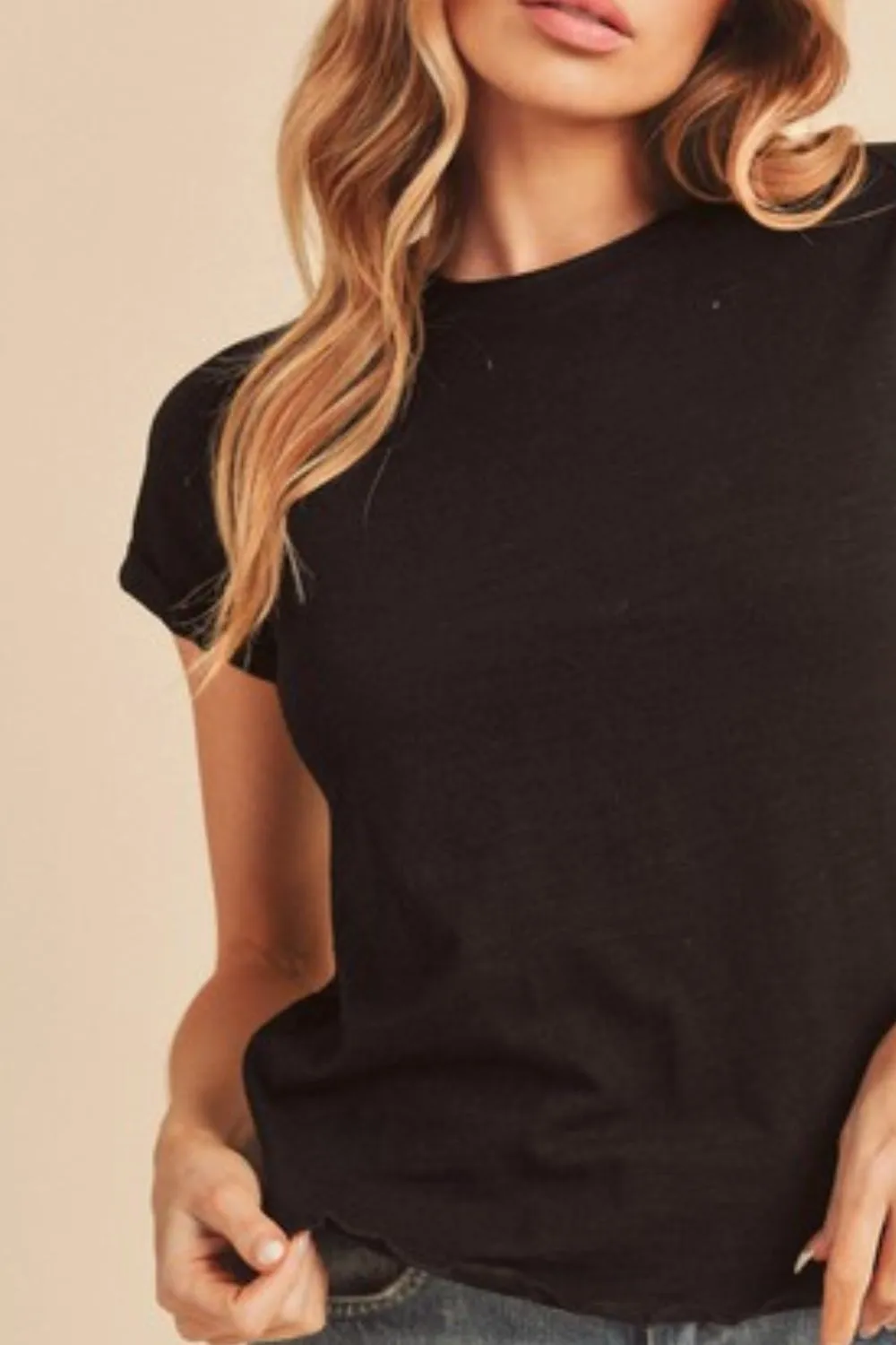 Aemi + Co Lettuce Edge Round Neck Short Sleeve T-Shirt sold by Charming Charlie product image thumbnail 3