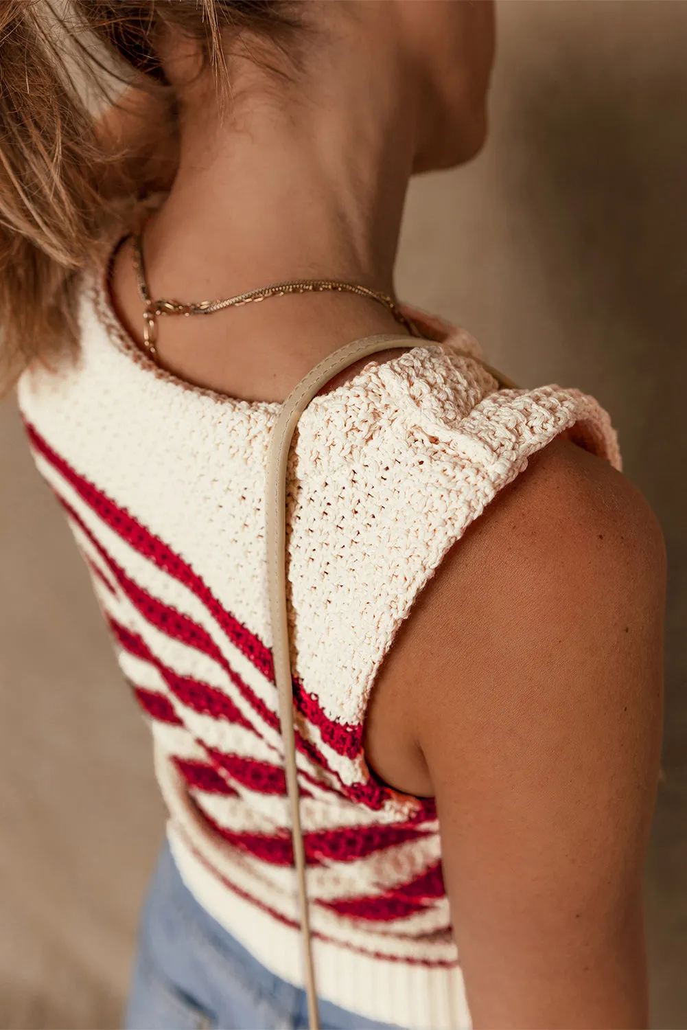 Stripe Textured Knit Ribbed Hem Sweater Tank sold by Charming Charlie product image thumbnail 4