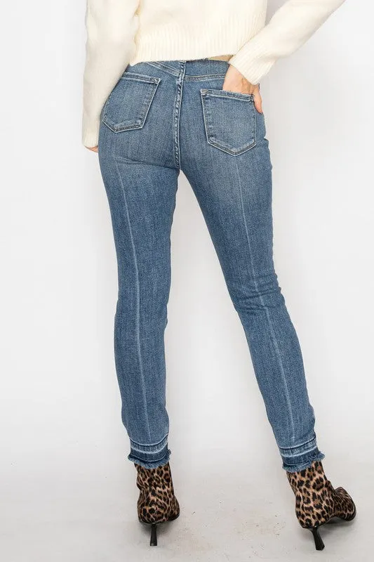 HIGH RISE CROSSOVER SKINNY JEANS sold by Charming Charlie product image thumbnail 3